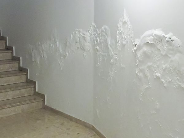 Anamnese bei Feuchtschäden im Mehrfamilienhaus